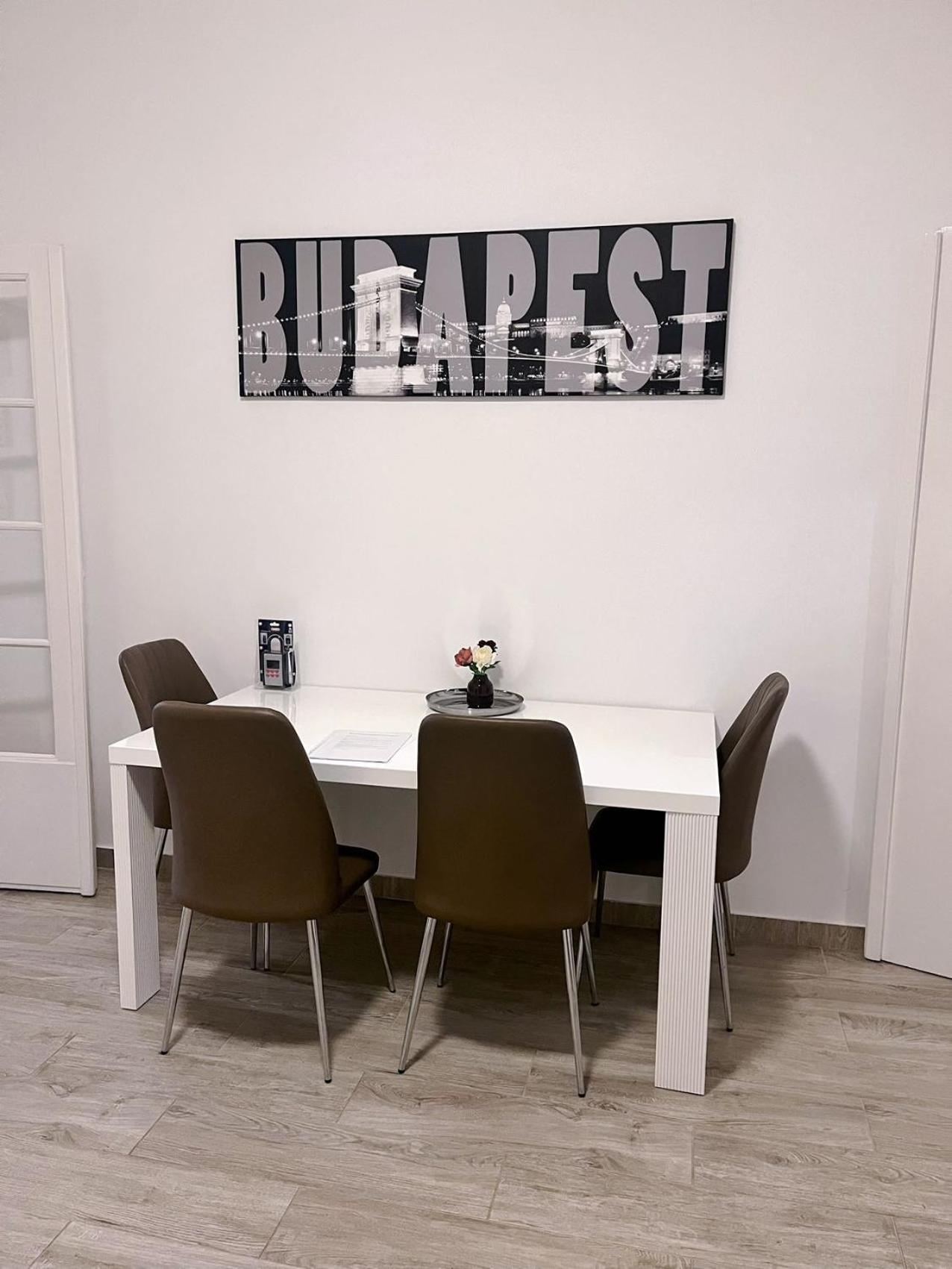 Boutique Family Apartment In The Heart Of City Budapest Ngoại thất bức ảnh