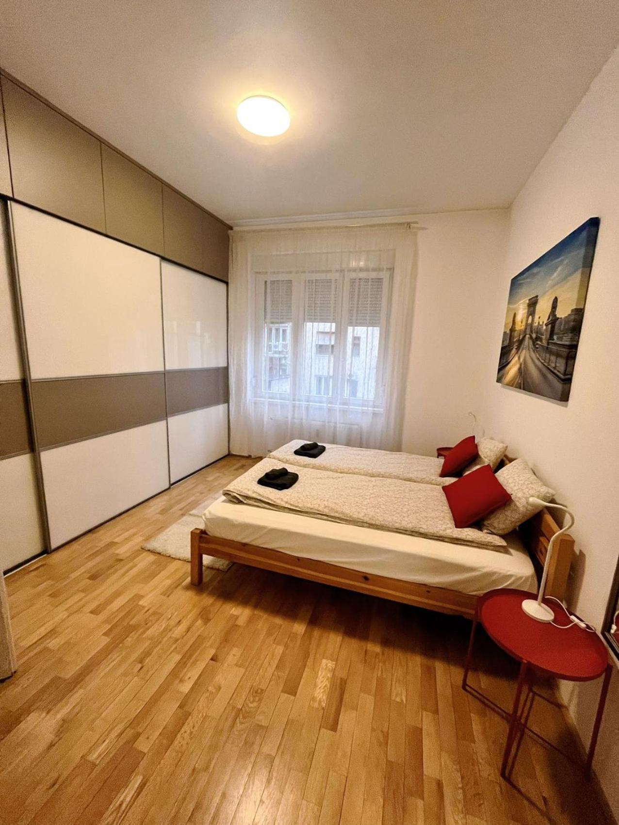 Boutique Family Apartment In The Heart Of City Budapest Ngoại thất bức ảnh