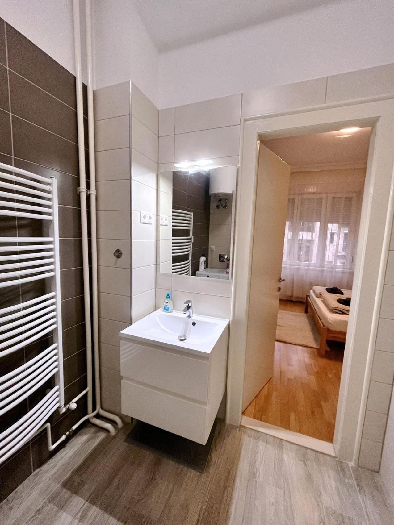 Boutique Family Apartment In The Heart Of City Budapest Ngoại thất bức ảnh